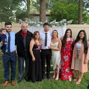 Meet your Posher, Chela